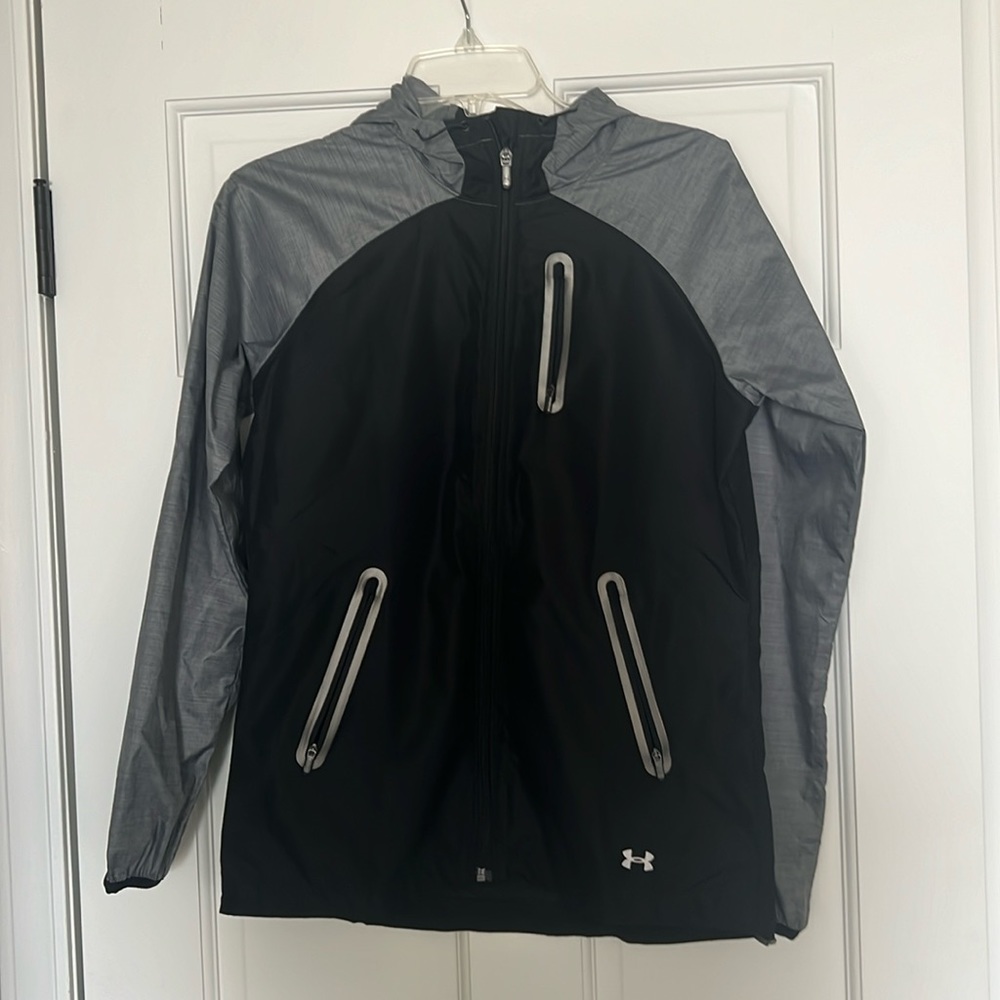 Under Armour Woman’s  Fitted Allseason Gear Storm Rain Jacket.
